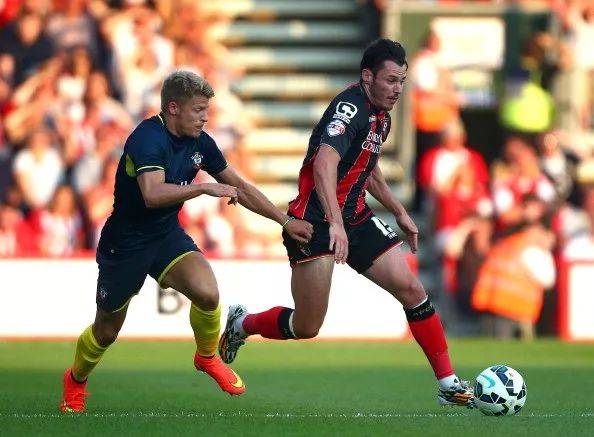 南安普敦力争击败博恩茅斯──会成为胜者吗? 南安普敦力争击败博恩茅斯──会成为胜者吗?