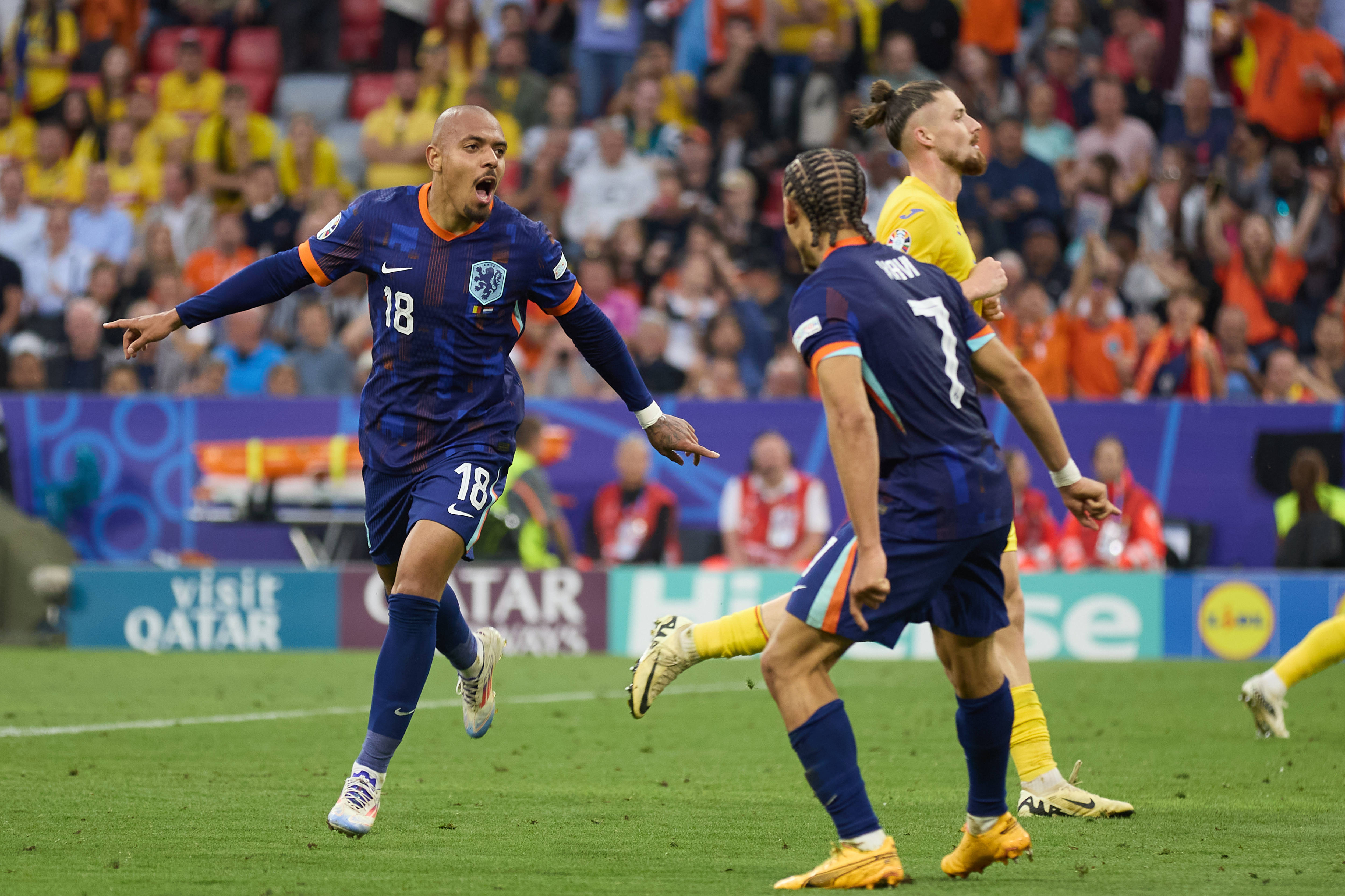 荷兰队夺得混合团体传奇战绩 荷兰队夺得混合团体传奇战绩