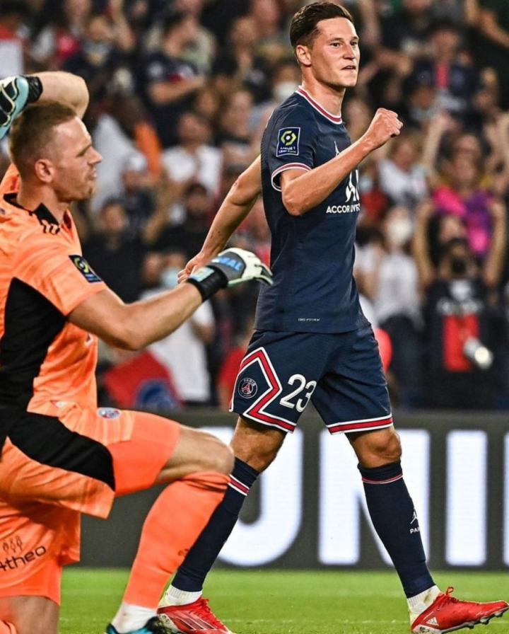 切沃主场取胜,振奋球迷士气 切沃主场取胜,振奋球迷士气